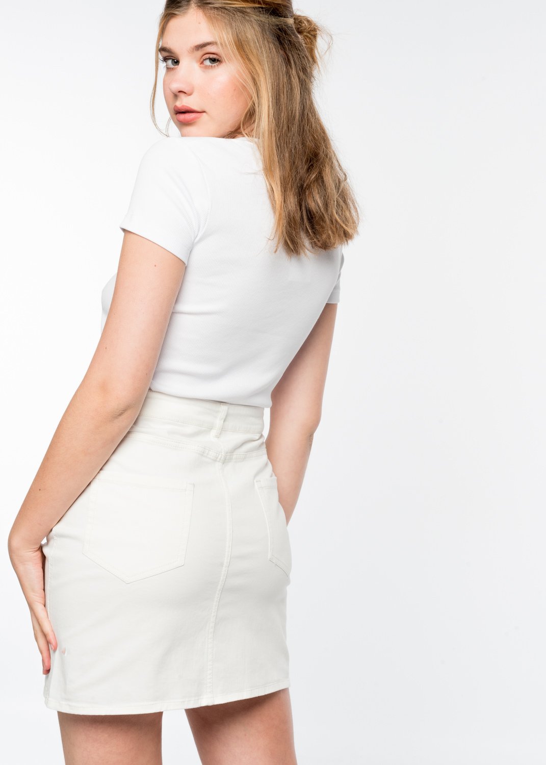 Minifalda tejana blanca